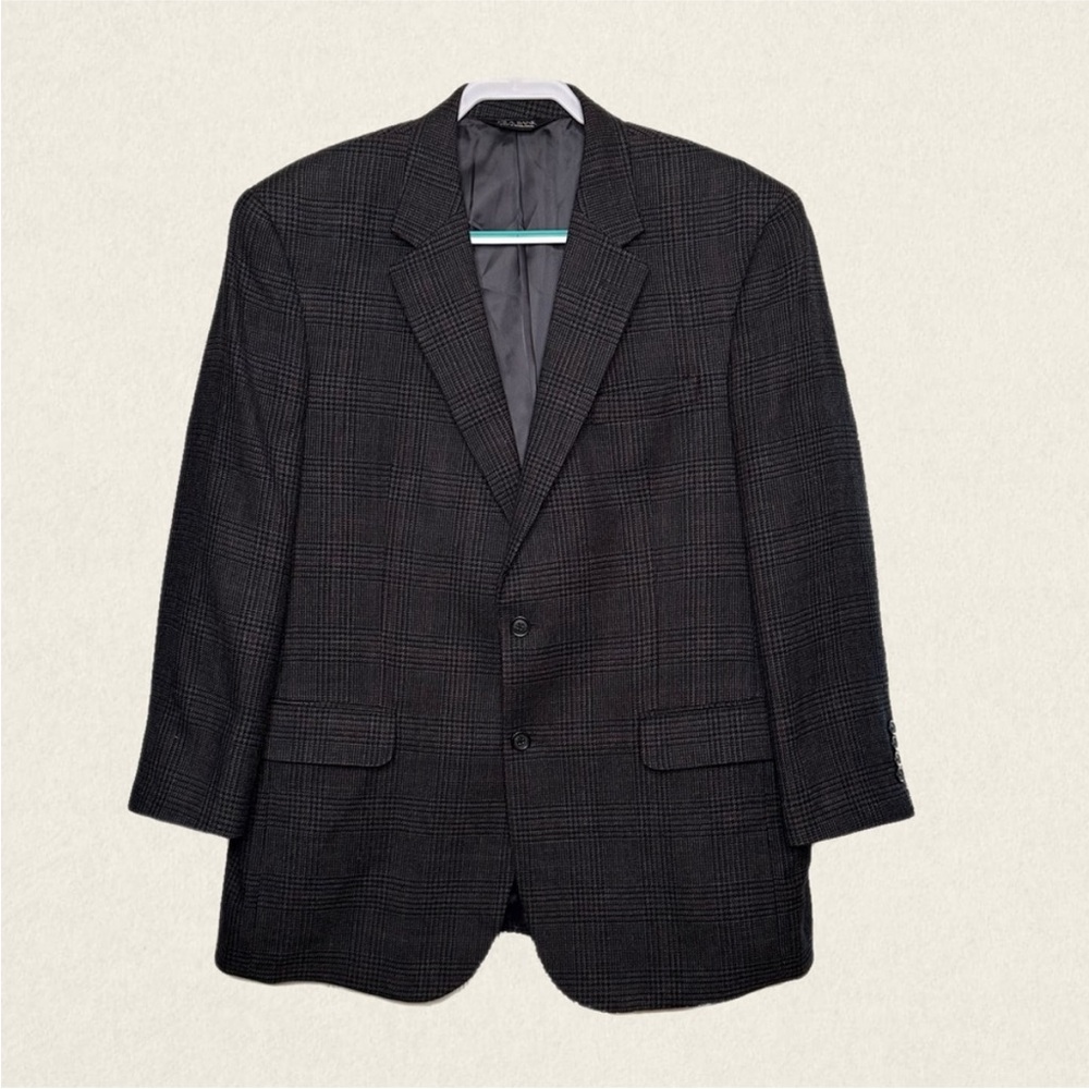 Jos. A. Banks 100% Wool 2 Button Blazer.